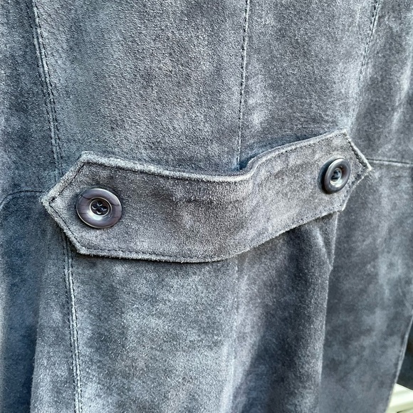 ❌ SOLD ❌ Wilson’s Navy Blue Suede Leather Jacket - Picture 4 of 6